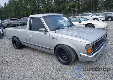 1986 Nissan 720 из США, поврежденный, VIN JN6ND01SXGX148116